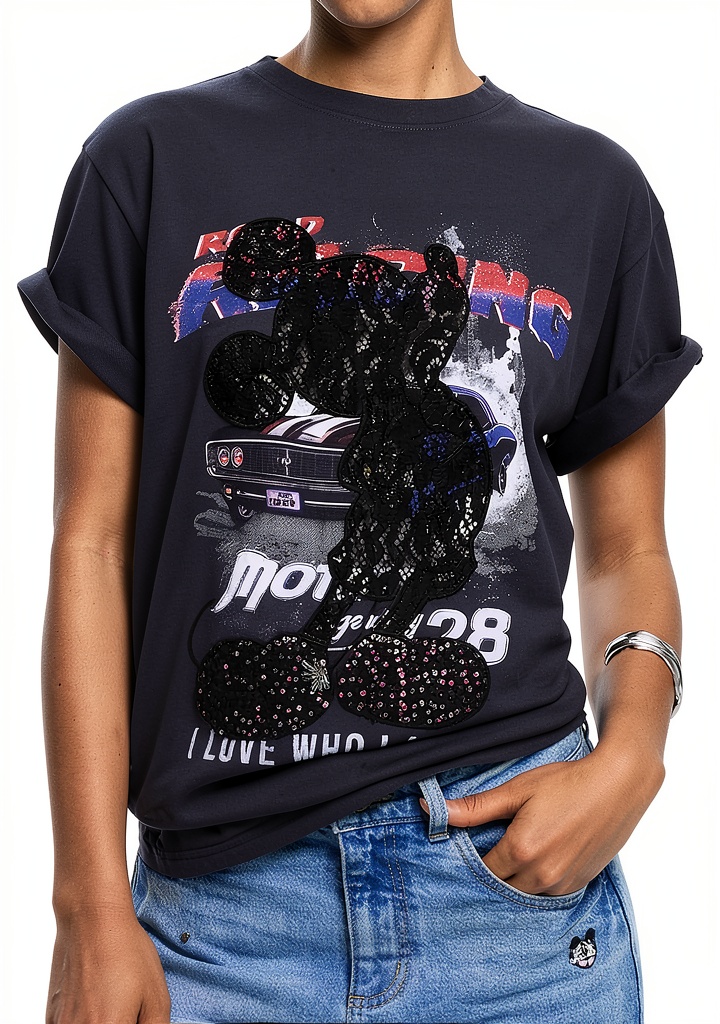 T-shirt Desigual donna nera con dettagli in pizzo e paillettes