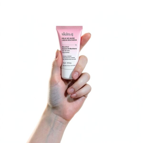 O Boticário Crema Rinnovante 30ml con Bioretinolo e Estratto di Mora-3
