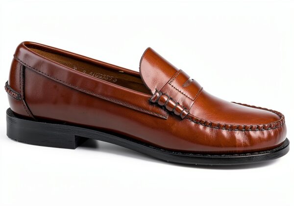 Sebago Men's Classic Loafer,Whiskey,7.5 E US-5
